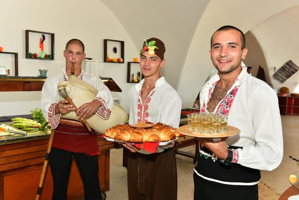 Hotel Elitsa Албена Экстерьер фото